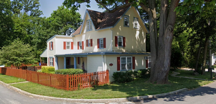 36 North Pennel Rd, Lima PA 19063